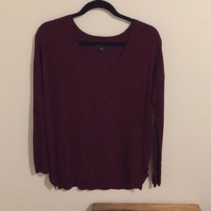AEO V-neck Maroon Sweater